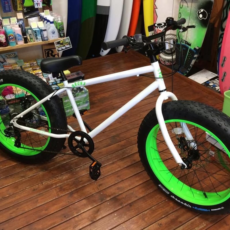 BRONX24DD(ブロンクス) ファットバイク 24インチ外装7段ギア仕様