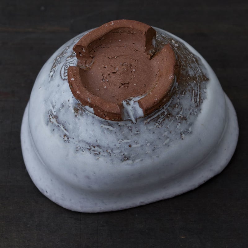 陶器 萩焼 輪花 白萩筆洗形ぐい呑(木箱入） 中村國輔 作 | 陶器 和食器