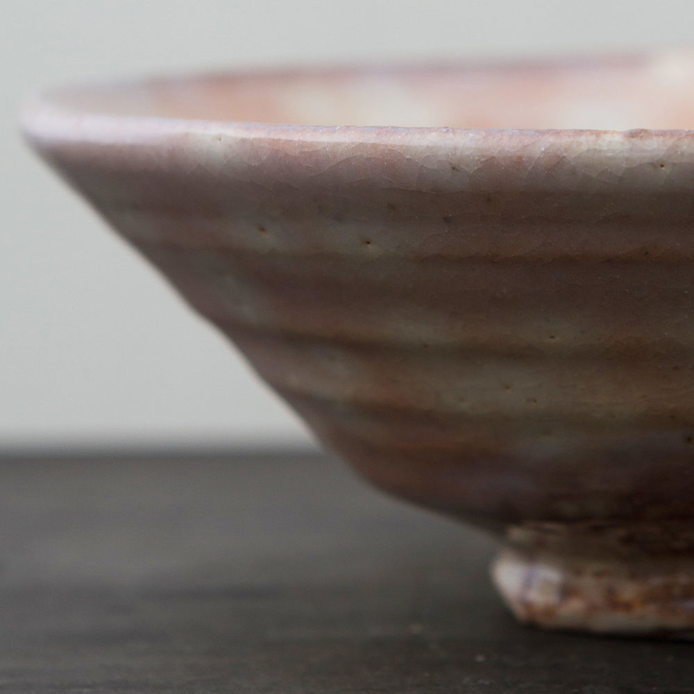 陶器 萩焼 輪花 平抹茶碗(木箱入） 林紅陽 作 | 陶器 和食器 萩焼のお