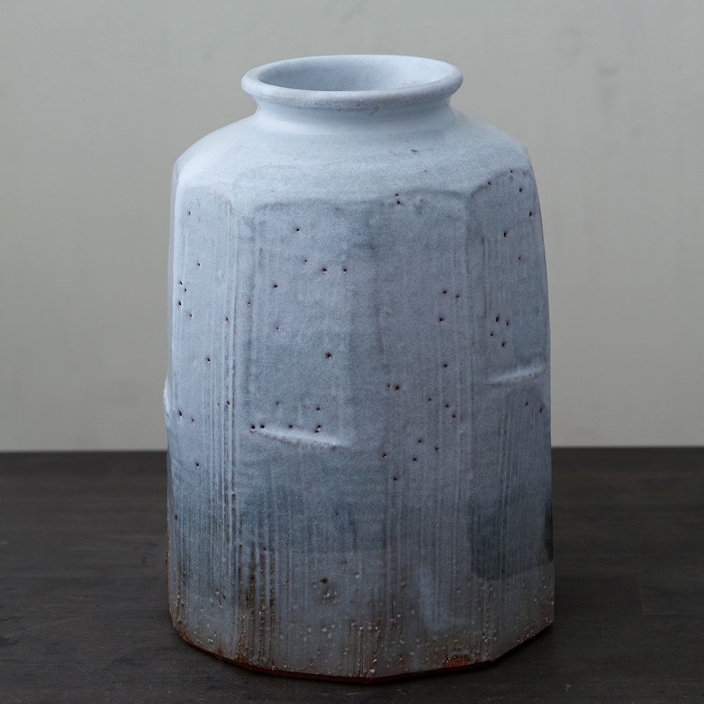 陶器 萩焼 輪花 白萩花入(木箱入) | 陶器 和食器 萩焼のお店 輪