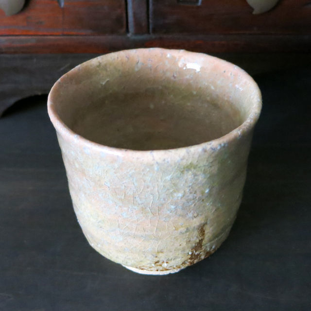 萩焼　黒田岳　作 陶器 萩焼 輪花 鬼萩ぐい呑(木箱入） 黒田岳 作 | 陶器 和食器
