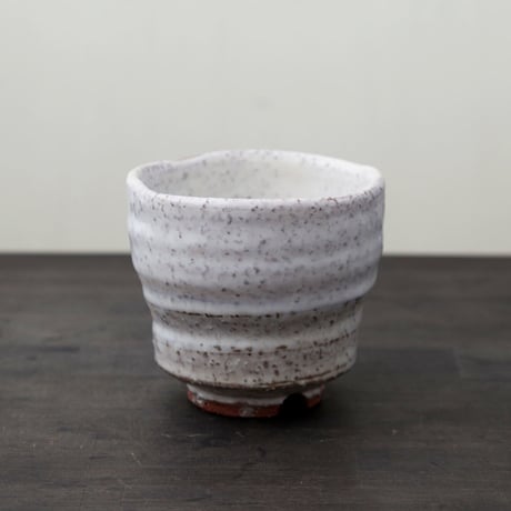 ◆◇陶器 萩焼 輪花◆◇　白萩湯呑（木箱入）　中村國輔 作