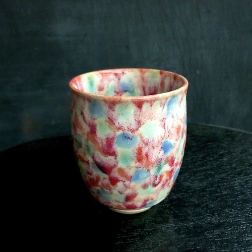 期間限定値下げ中　吉川心水造　赤絵萩の湯呑　陶器 陶芸家　益子　工芸品 数量限定 彩 湯呑 陶器 萩焼 和食器 作家 和モダン | 陶器 和食器 萩焼