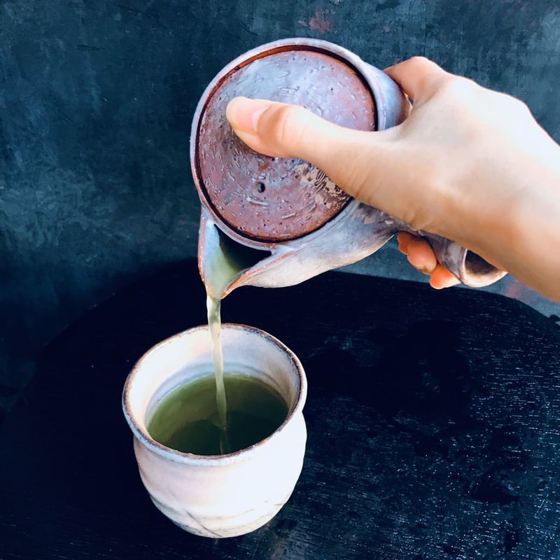 陶器 萩焼 和食器 作家 和モダン 急須 丸 | 陶器 和食器 萩焼のお店 輪