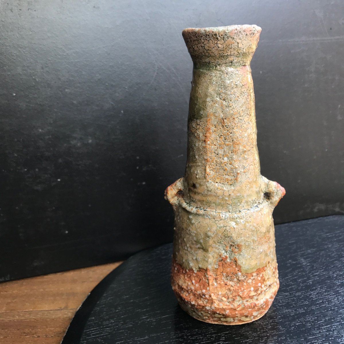 陶器 萩焼 和食器 作家 和モダン 鬼萩 耳付花瓶 黒田岳 | 陶器