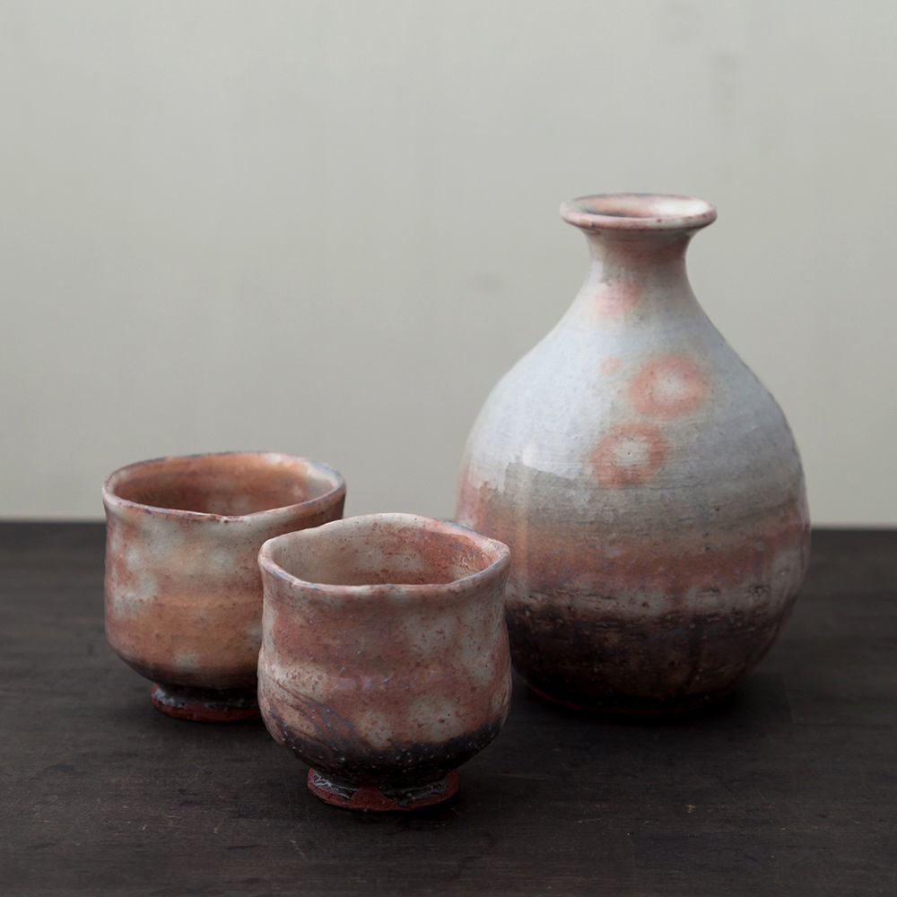 陶器 萩焼 輪花 酒器揃(木箱入） 中村國輔 作 | 陶器 和食器 萩焼のお
