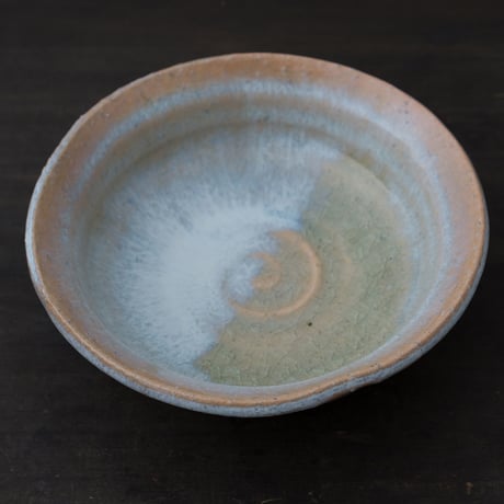 陶器 萩焼 輪花　鬼萩中鉢(木箱入）　黒田岳 作