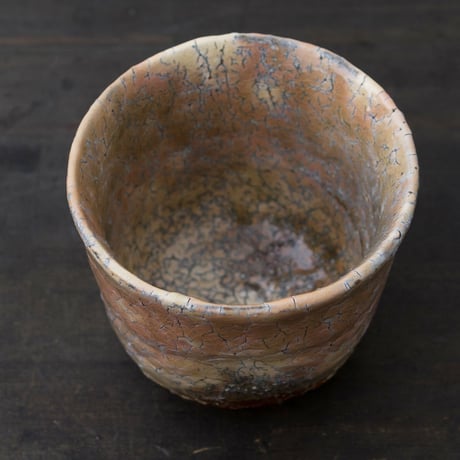 ◆◇陶器 萩焼 輪花◆◇ 鬼萩湯呑茶碗（木箱入）黒田岳 作