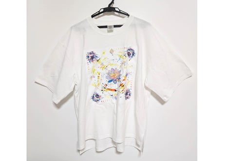 色相是空半袖Tシャツ