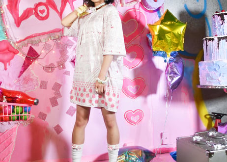 おみくじ総柄Tシャツ