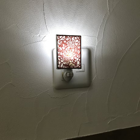 伊勢型紙のナイトランプ【アラベスク】RED【送料無料　税込】