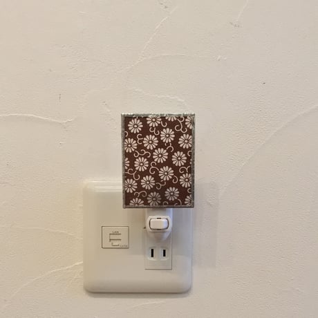 伊勢型紙のナイトランプ【菊唐草】柿渋色【送料無料　税込】
