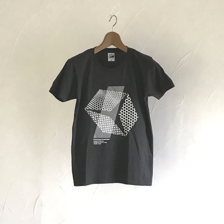 グラフィックＴシャツ(伊勢型紙文様) 　SMOKE BLACK【ネコポス限定　送料無料・税込】　（代引き不可）