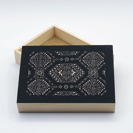 伊勢型紙の文庫箱　【八角縁起-fortune octagon-】黒-black-