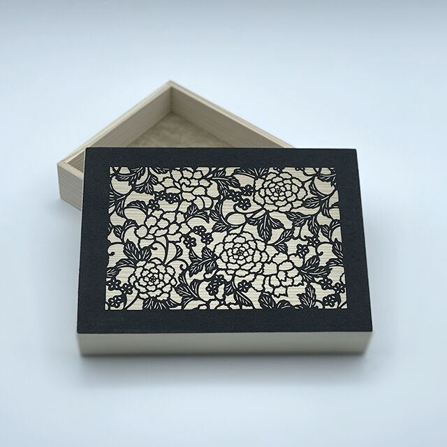伊勢型紙の文庫箱 牡丹-peony-黒-black- | 伊勢型紙オコシ