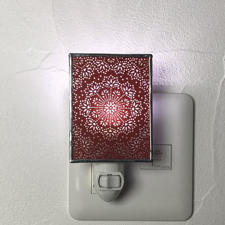 伊勢型紙のナイトランプ【メダリオン】RED【送料無料　税込】