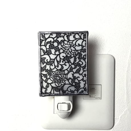伊勢型紙のナイトランプ【アラベスク】BLACK【送料無料　税込】