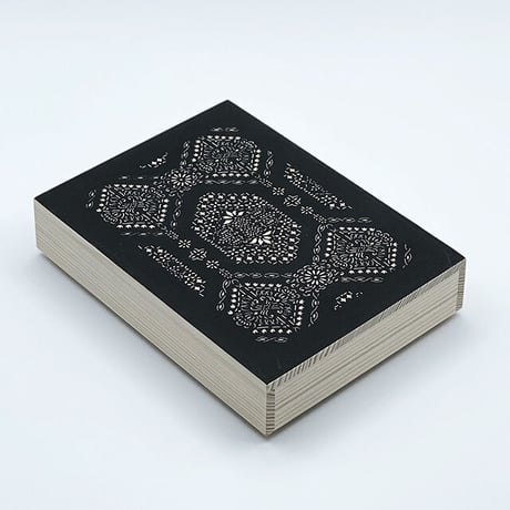 伊勢型紙の文庫箱　【八角縁起-fortune octagon-】黒-black-