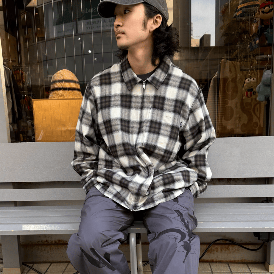 6994202a06b01a22235f8ba2