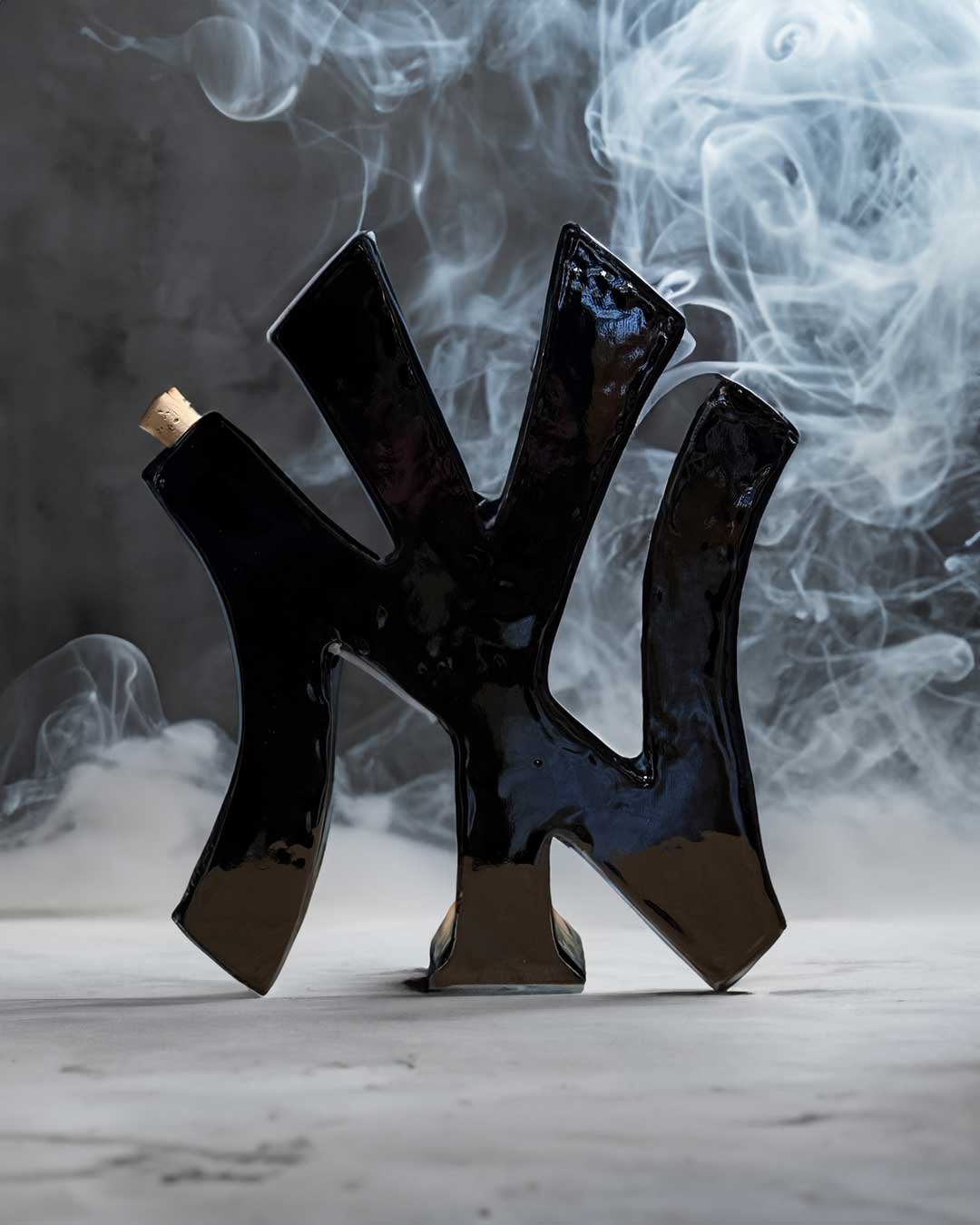 CHIMNEY NY LOGO Incense Burner BLACK | 坩堝-RUTS