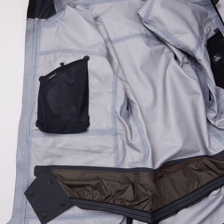 SMILE JACKET (24/25 MODEL) Color：BRONZE✕SUMI / Size：M