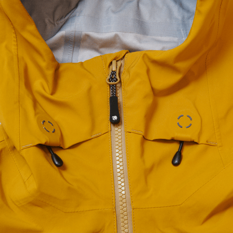 PEAK JACKET (24/25 MODEL) Color：SALMON