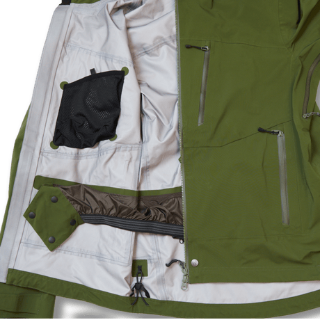 COURSE GUY JACKET (24/25 MODEL) Color：HASKAP