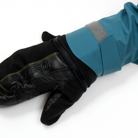 COURSE GUY JACKET (24/25 MODEL) Color：HASKAP