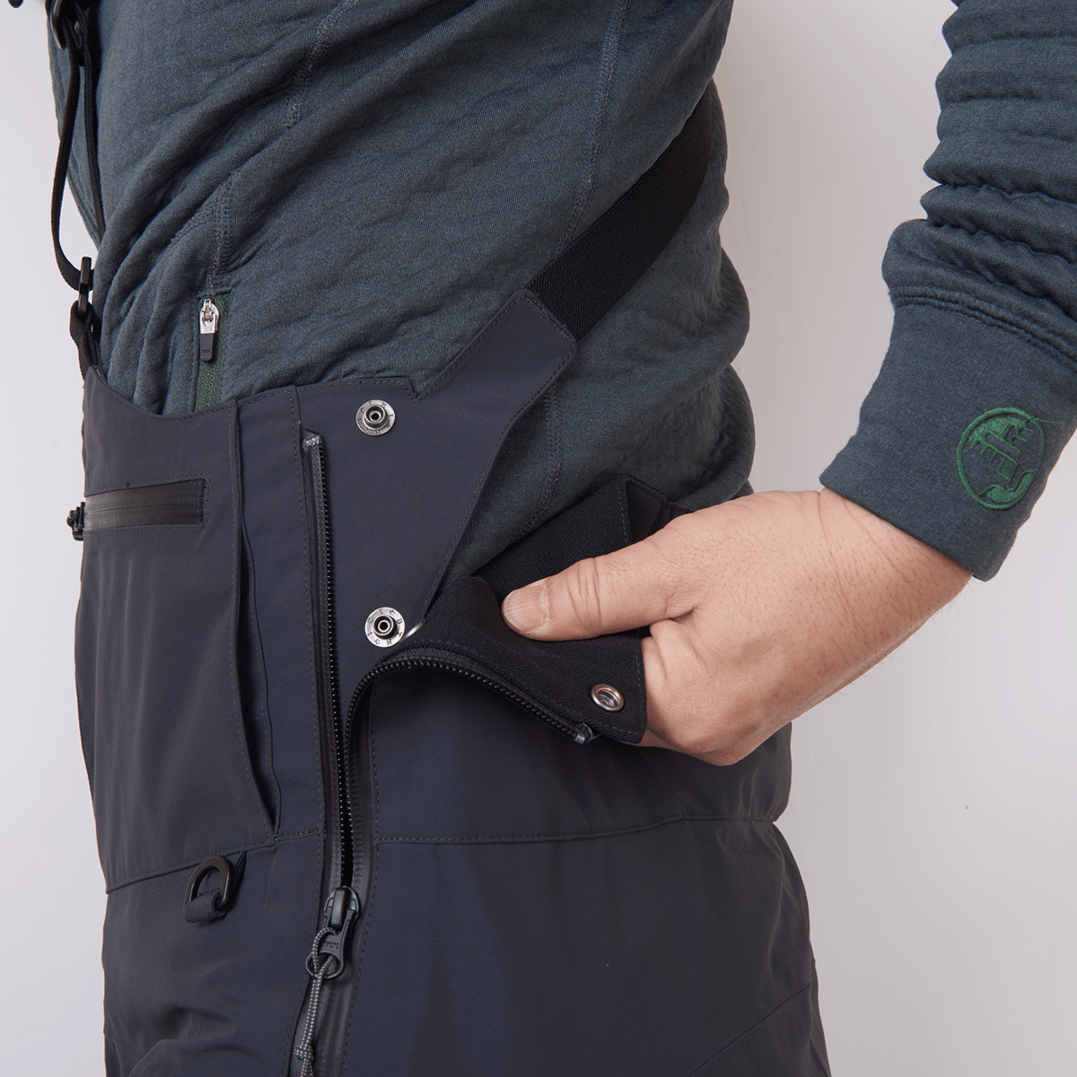 スノーボード P.RHYTHM PEAK BIB 楽天市場】25-26 P.RHYTHM プリズム PEAK BIB PANTS ピーク ビブ