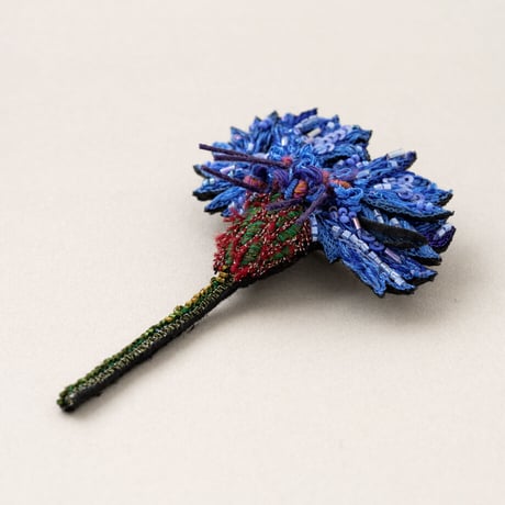 Trovelore ブローチ/BLUE CORNFLOWER