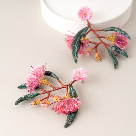 Trovelore ピアス/BUD OF EUCALYPTUS