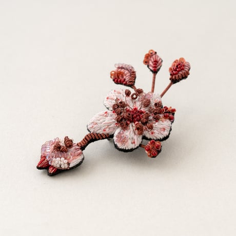 Trovelore ブローチ/CHERRY BLOSSM