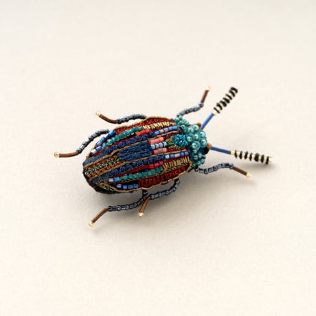 Trovelore ブローチ/SNOWDON BEETLE