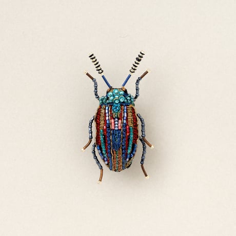Trovelore ブローチ/SNOWDON BEETLE