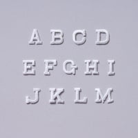 インポートワッペン/アルファベット（ブロック体） ホワイト