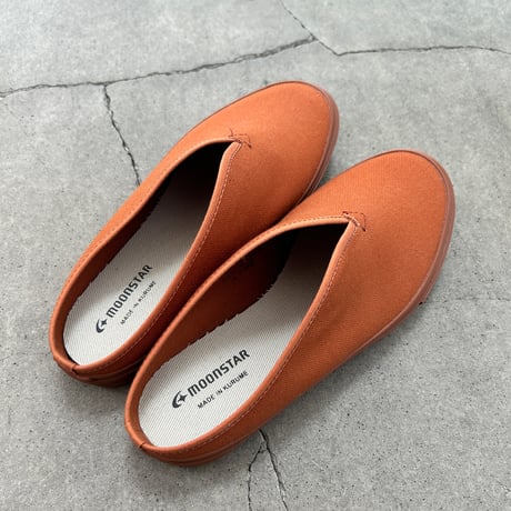 MOONSTAR SLIT MULE