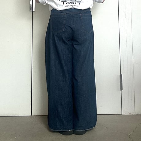 サイドタックデニム