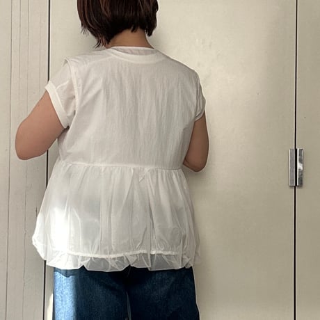 ペプラムチュールVネックベスト