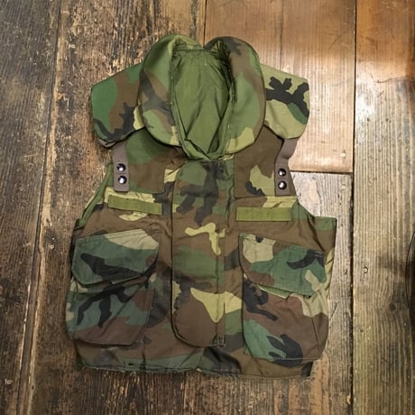 [ USED］military body armor ベスト