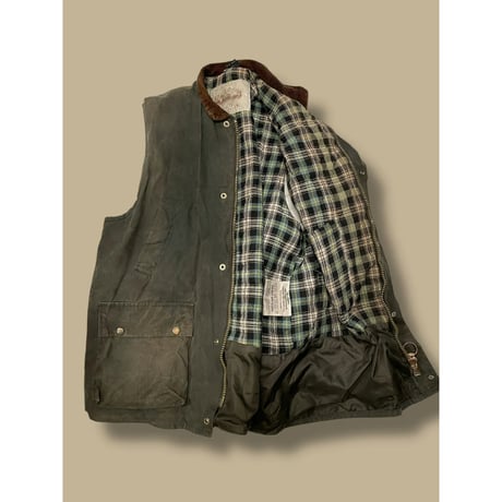 [USED] オイルド ベスト made in ENGLAND.