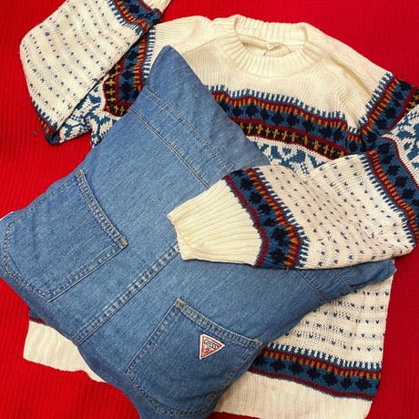 [USED] vintage GUESS クッション