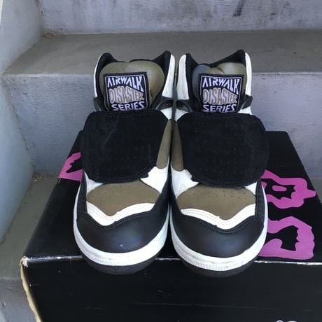 [箱付きDEADSTOCK]  AIRWALK DISASTAR シリーズ "ハリケーン" 25cm