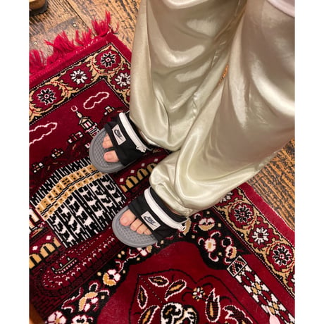 [USED] NIKE SANDAL