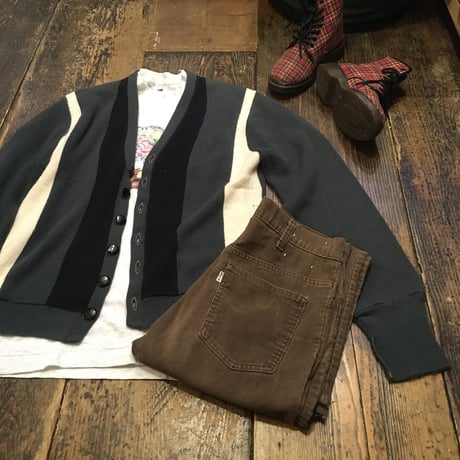 [USED] 渋い〜！ACRYLIC Knit Cardigan