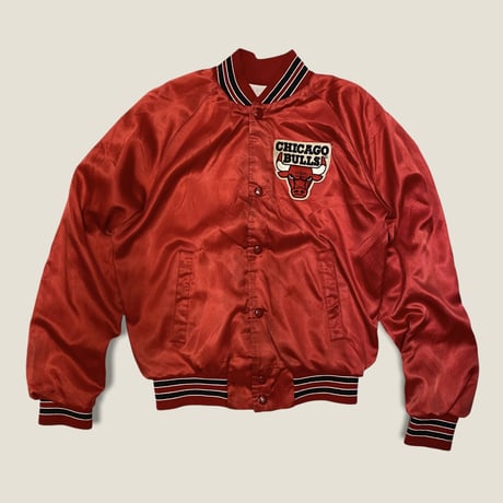 [USED] "BULLS" RED スタジャン