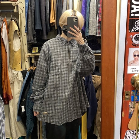 [USED] Levi's HALF ZIP SHIRT！