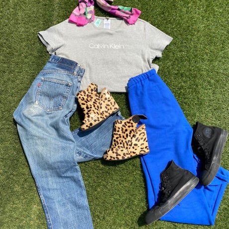 [USED] Calvin Klein ロゴTee