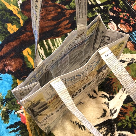 [USED] NEWSPAPER BAG 📰