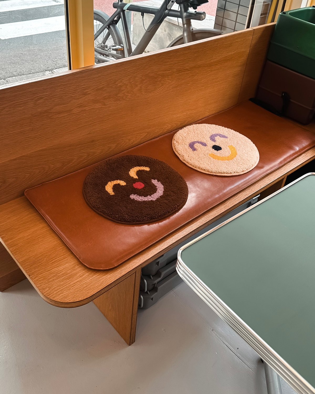 aimi odawara] SMILE RUG | garden730