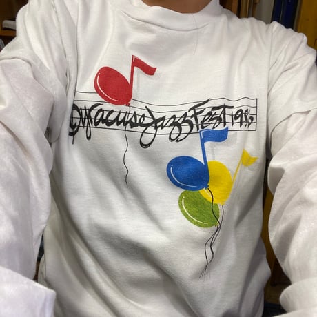 [USED]90’s vintage 🎵tee